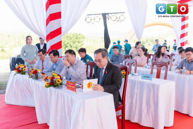 Động thổ Cam Thịnh Đông