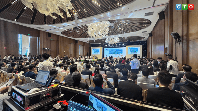Hội nghị gặp mặt doanh nghiệp, nhà đầu tư năm 2025
