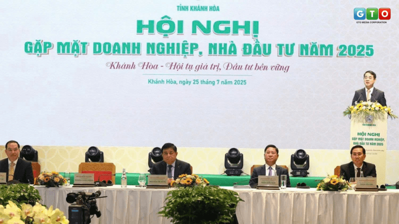 Hội nghị gặp mặt doanh nghiệp Khánh Hòa 2025