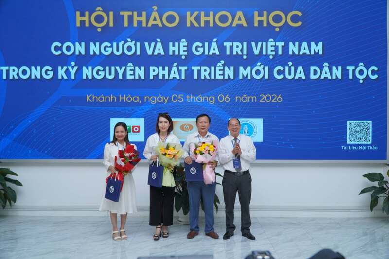 Hội thảo khoa Con người và hệ giá trị Việt Nam trong kỷ nguyên phát triển mới của dân tộc