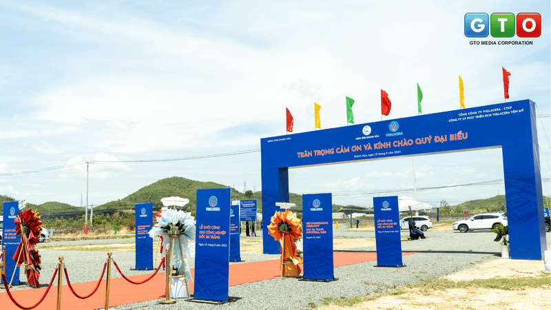 Lễ khởi công Dốc Đá Trắng
