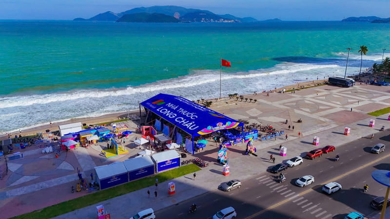 Ngày hội gia định - Long Châu