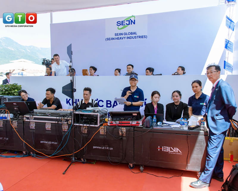 Nghi thức xúc cát chính thức khởi công Dự án Nhà máy Sejin Global