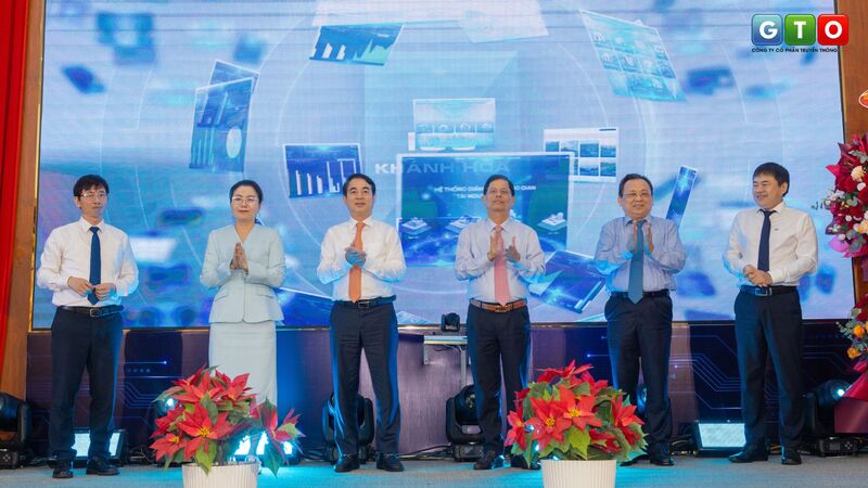 rung tâm Giám sát, điều hành thông minh IOC Khánh Hòa